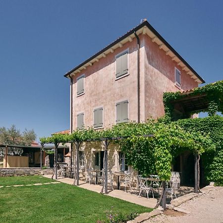 Winery Cuj Bed & Breakfast Vilanija Екстер'єр фото