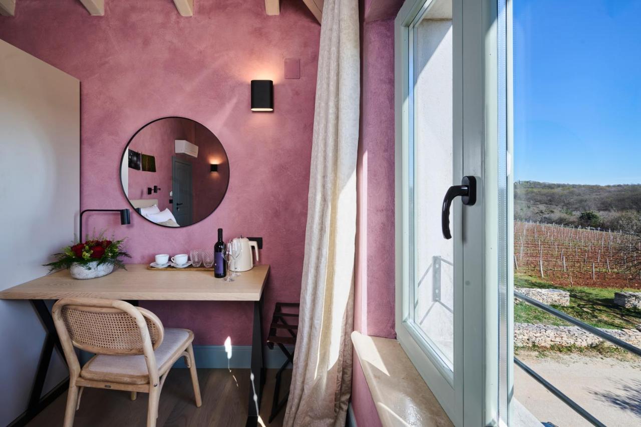Winery Cuj Bed & Breakfast Vilanija Екстер'єр фото